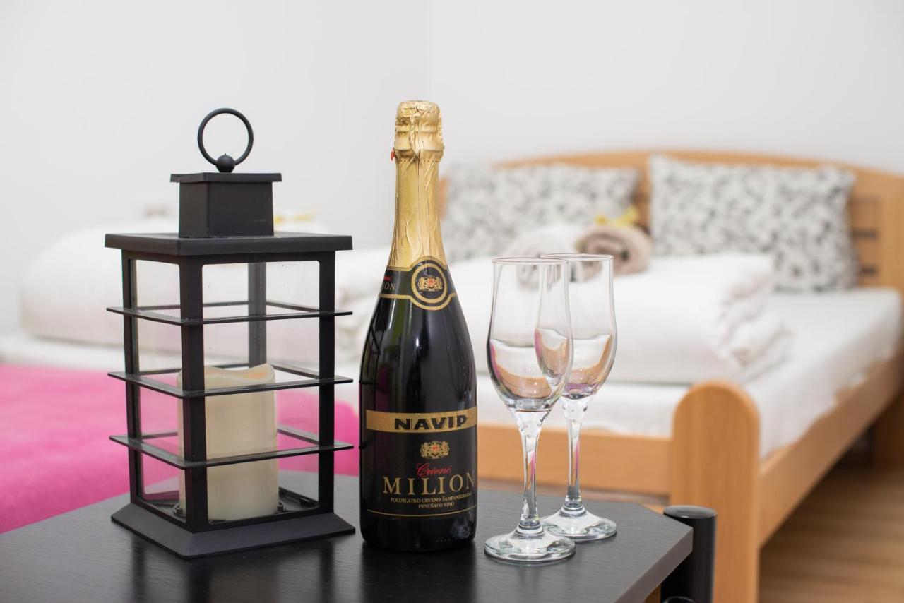Balkan-Inn Apartment Terazije เบลเกรด ภายนอก รูปภาพ